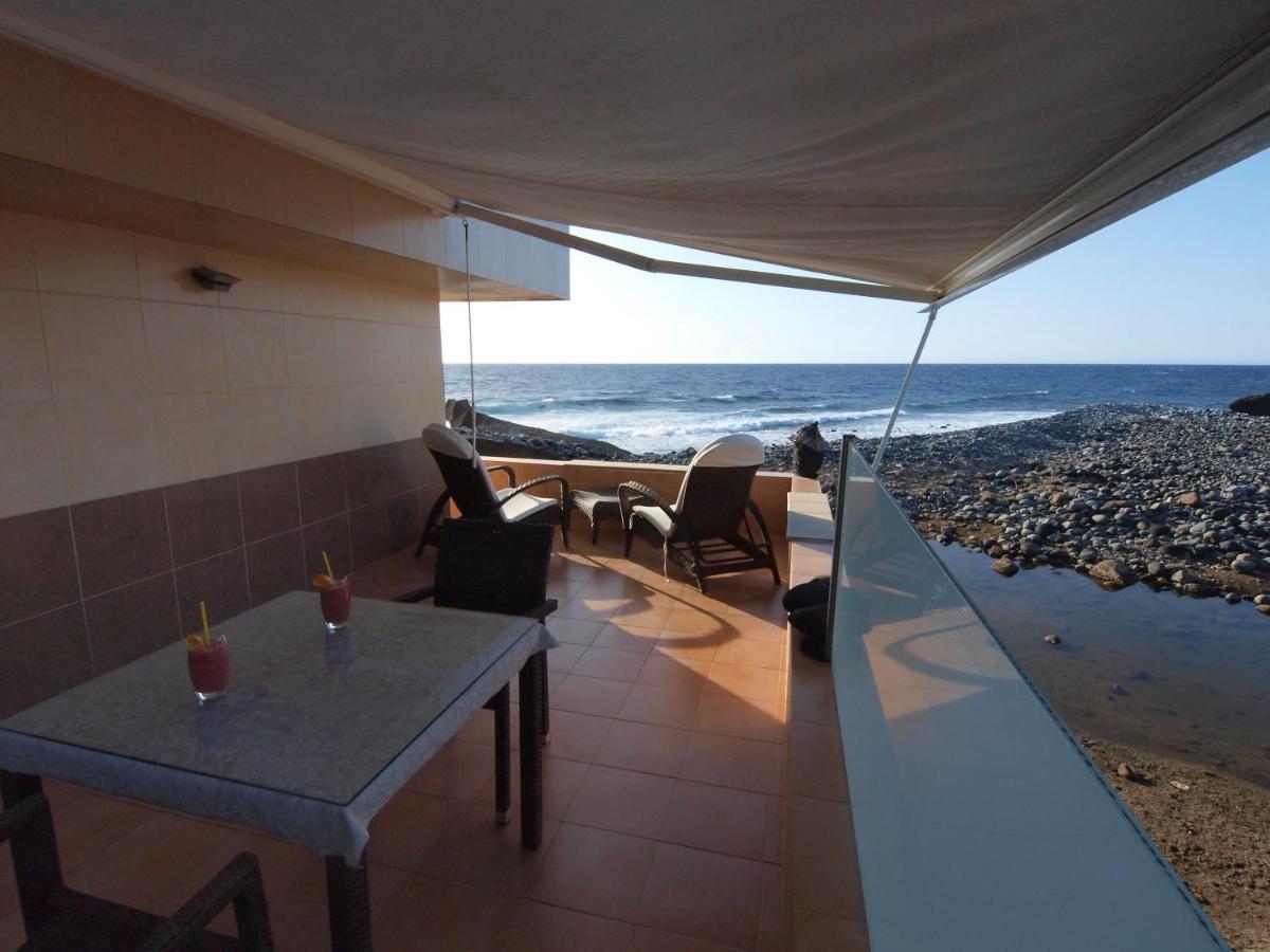 Apartament Sunrise Directly At The Sea La Mareta Zewnętrze zdjęcie
