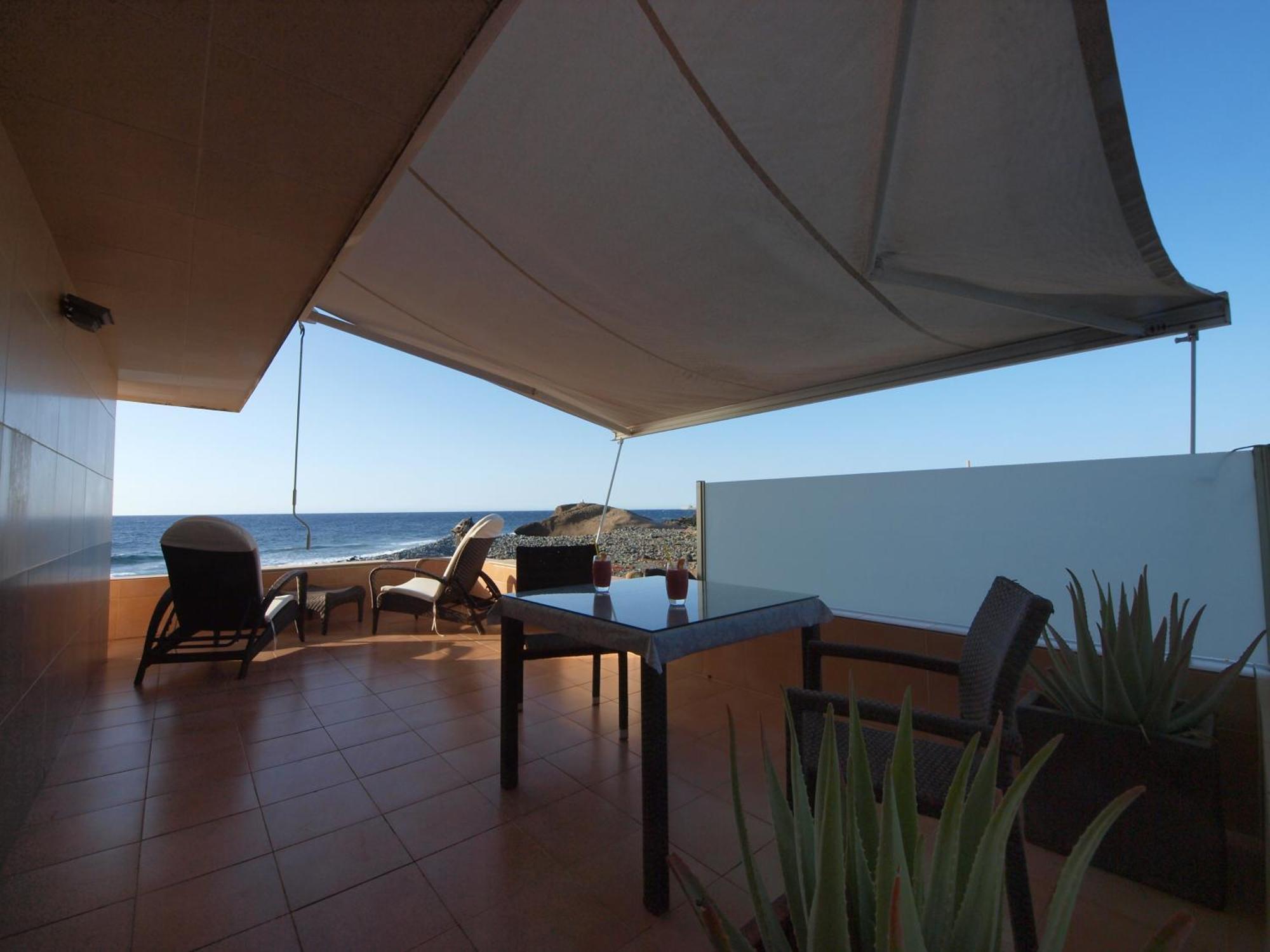 Apartament Sunrise Directly At The Sea La Mareta Zewnętrze zdjęcie