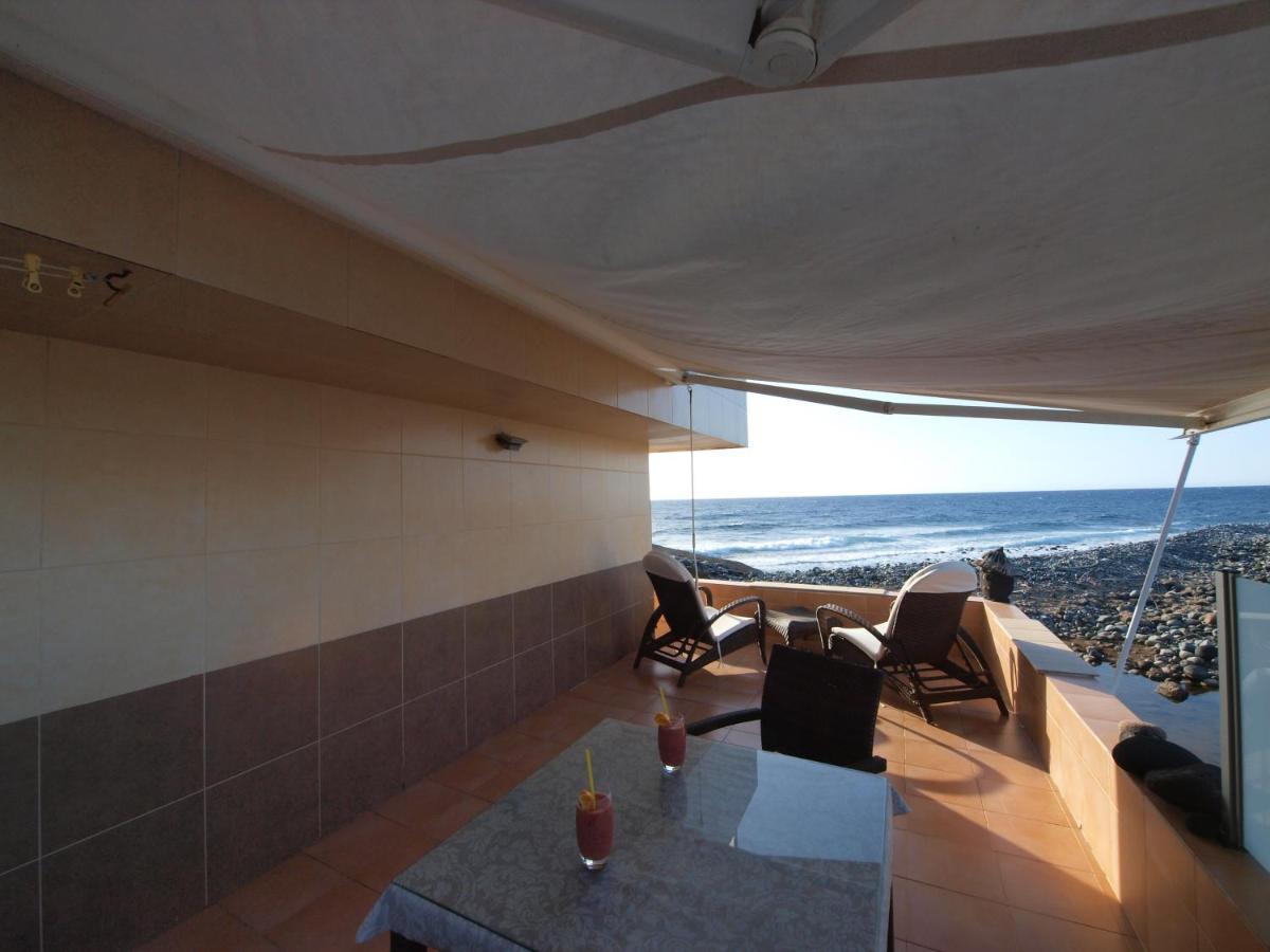 Apartament Sunrise Directly At The Sea La Mareta Zewnętrze zdjęcie